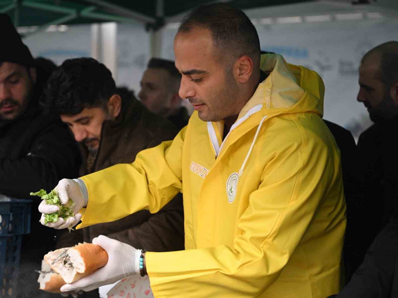 "GAZİOSMANPAŞA 1. HAMSİ FESTİVALİ"NE, GAZİOSMANPAŞA BELEDİYE BAŞKAN VEKİLİ ERAY KARADENİZ’İN...
