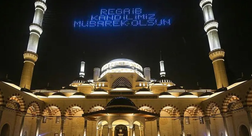 Regaip Kandili Mesajları: En Güzel, Resimli, Dualı ve Kısa WhatsApp Kandil Mesajları