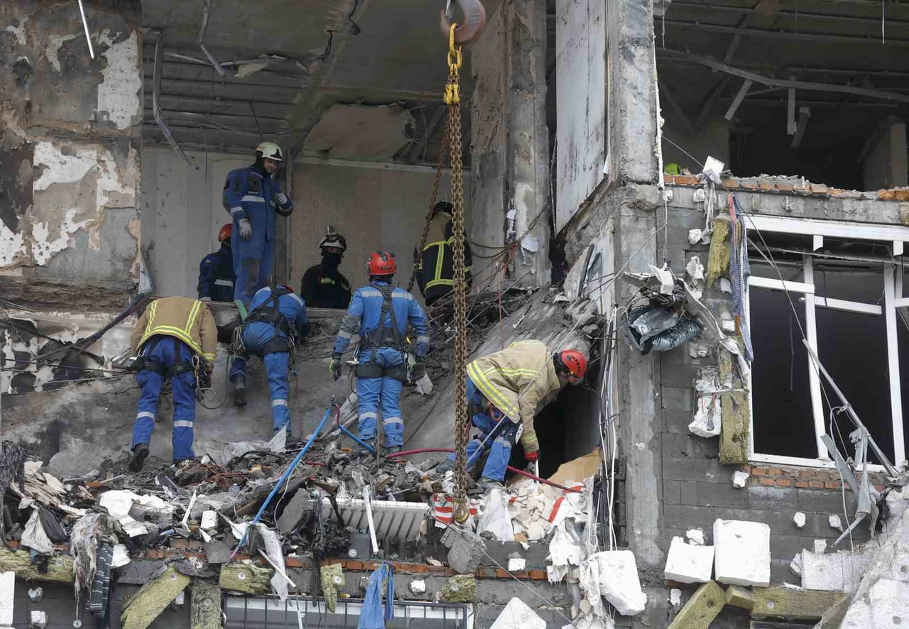 RUS ORDUSUNUN UKRAYNA BAŞKENTİ KİEV VE ÇEVRESİNE DÜZENLEDİĞİ SALDIRILARDA 1 KİŞİ HAYATINI...