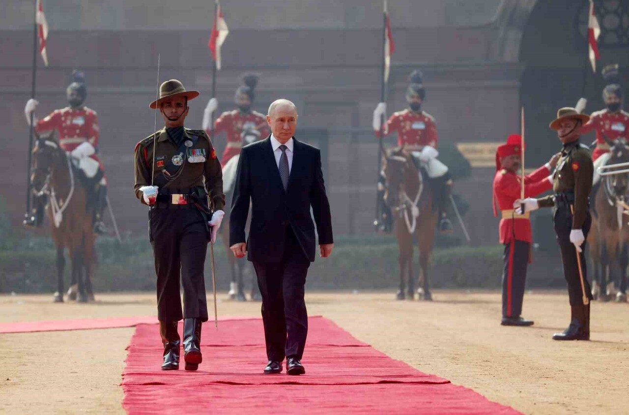 RUSYA DEVLET BAŞKANI VLADİMİR PUTİN, RESMİ ZİYARET DÜZENLEDİĞİ HİNDİSTAN'DA BAŞBAKAN NARENDRA MODİ...