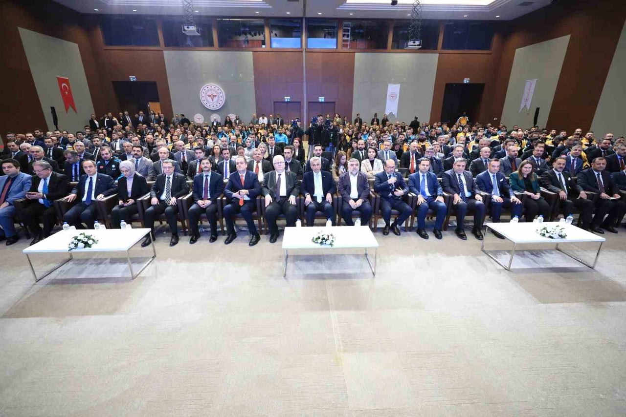 SAĞLIK BAKANLIĞI TARAFINDAN AYDIN’A TAHSİS EDİLEN YENİ AMBULANSLAR, ACİL SAĞLIK HİZMETLERİ...