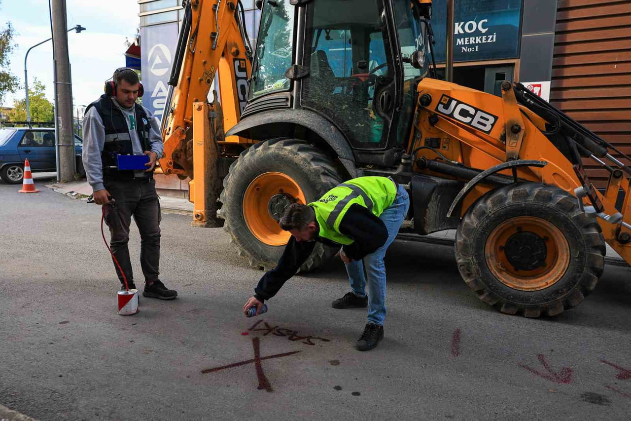 SAKARYA BÜYÜKŞEHİR BELEDİYE BAŞKANI YUSUF ALEMDAR, SAPANCA GÖLÜ’NÜN GELECEĞİNİ KORUMA ALTINA...