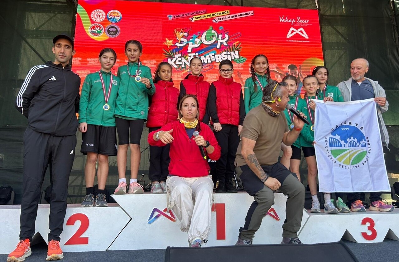 SAKARYA BÜYÜKŞEHİR BELEDİYESİ SPOR KULÜBÜ SPORCULARI, HAFTA SONU ZONGULDAK VE MERSİN'DE DÜZENLENEN...