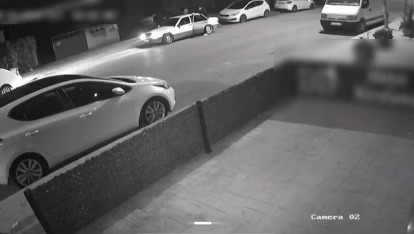 SAKARYA’DA BİR BİRLERİNİ TEHDİT EDEREK HAKARET EDEN VE SİLAHLI OLAY ÇIKARACAKLARI TESPİT EDİLEN 4...