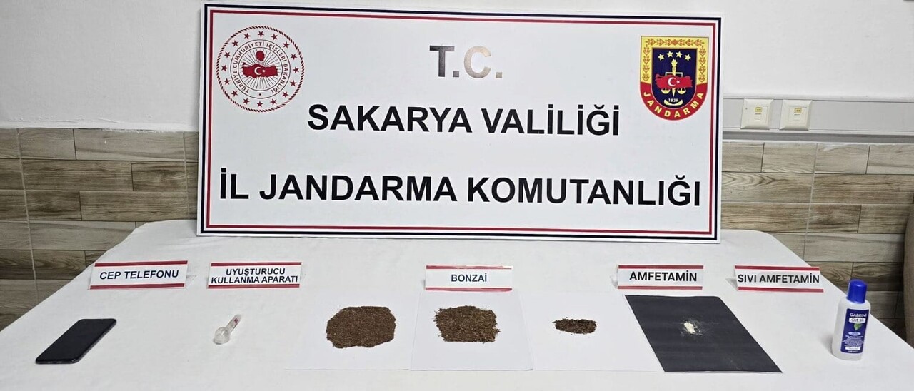 SAKARYA’NIN KARASU VE SERDİVAN İLÇELERİNDE UYUŞTURUCU SUÇLARI İLE MÜCADELE KAPSAMINDA...