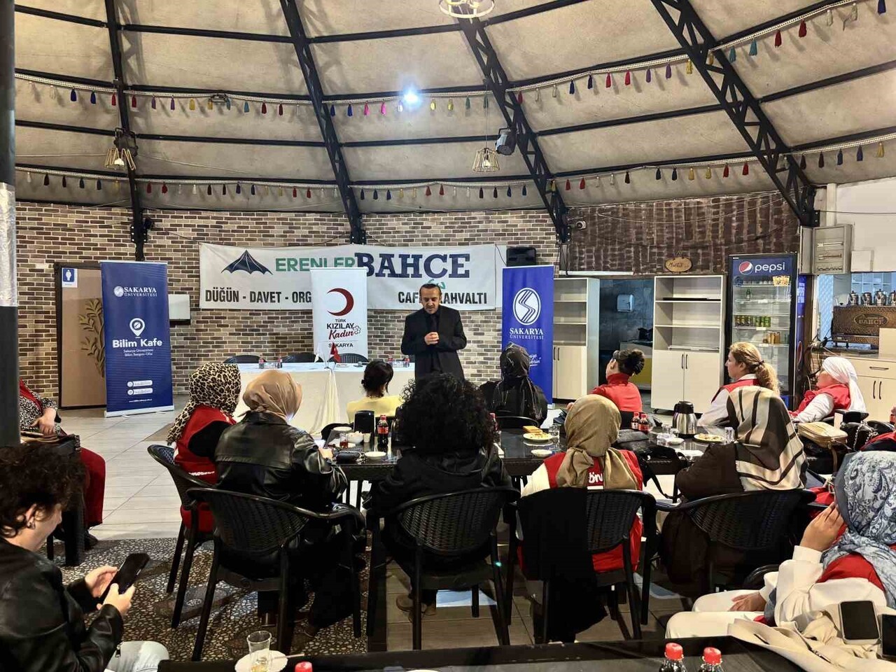 SAKARYA ÜNİVERSİTESİ TARAFINDAN DÜZENLENEN BİLİM SÖYLEŞİLERİ SERİSİ'NİN ON İKİNCİ OTURUMU...