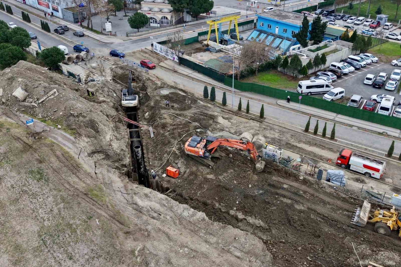 SAMSUN BÜYÜKŞEHİR BELEDİYE (SBB) BAŞKANI HALİT DOĞAN, TOPLAM 4 BİN 550 METRE UZUNLUĞA SAHİP ATIK...