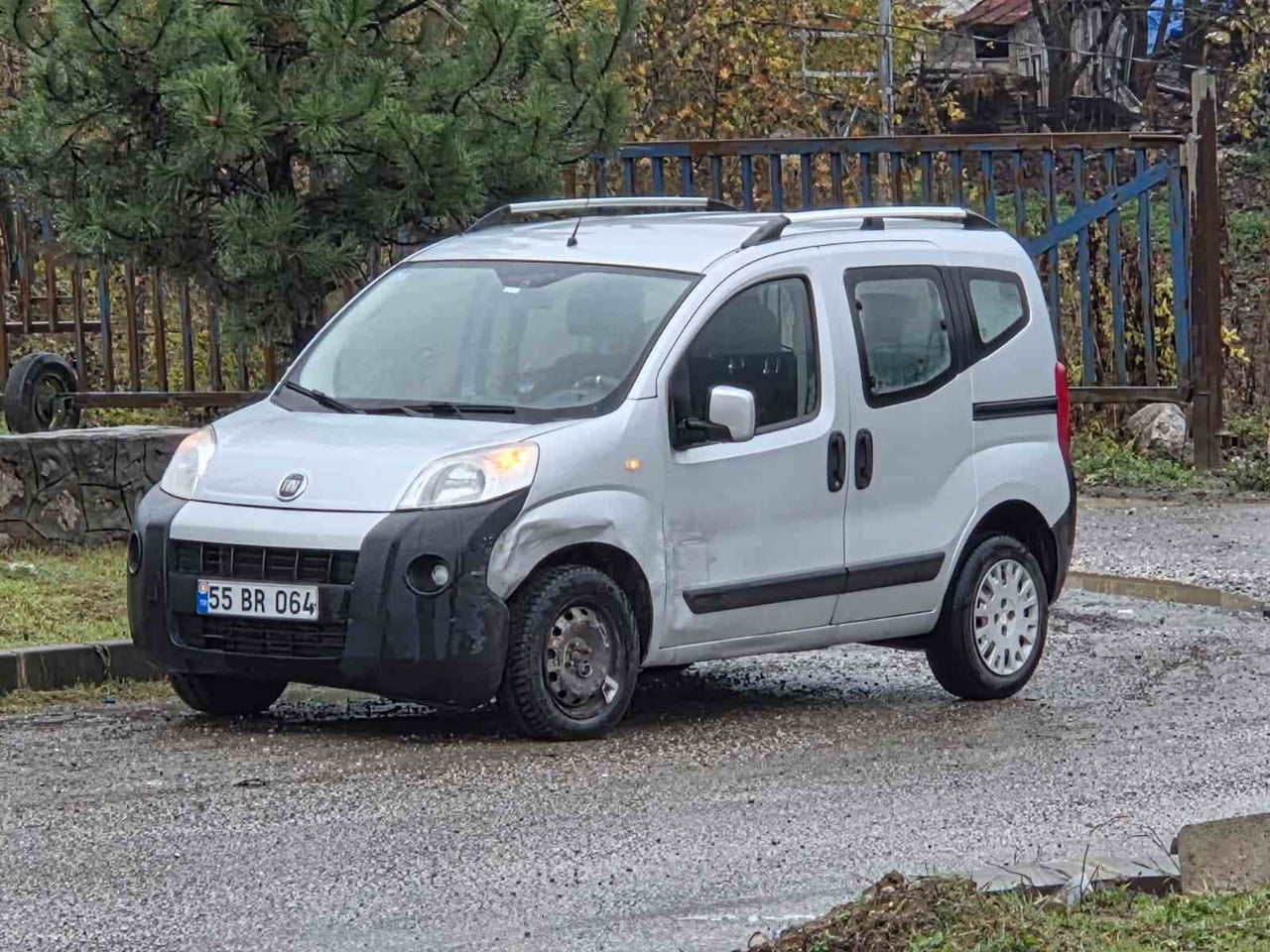 SAMSUN’DA OTOMOBİL İLE HAFİF TİCARİ ARACIN KARIŞTIĞI TRAFİK KAZASINDA 2 KİŞİ YARALANDI.