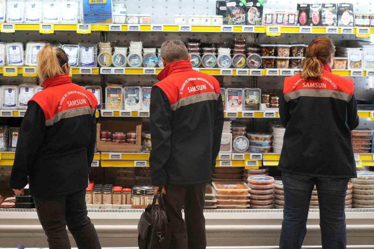 SAMSUN İL TARIM VE ORMAN MÜDÜRLÜĞÜ EKİPLERİNCE, 2025 YILI BOYUNCA 188 DENETÇİYLE GERÇEKLEŞTİRİLEN...