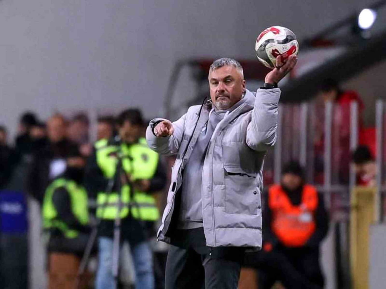 SAMSUNSPOR TEKNİK DİREKTÖRÜ THOMAS REİS, 2025-2026 SEZONUNUN İLK YARISINI DEĞERLENDİREREK, SEZON...
