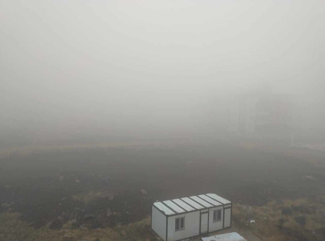 ŞANLIURFA’DA SİS VE YAĞMUR ETKİLİ OLUYOR.