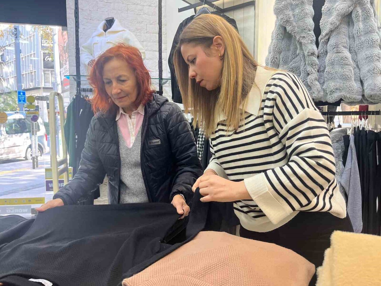 SATIŞ DANIŞMANI TUĞBA KARA (SAĞDA)