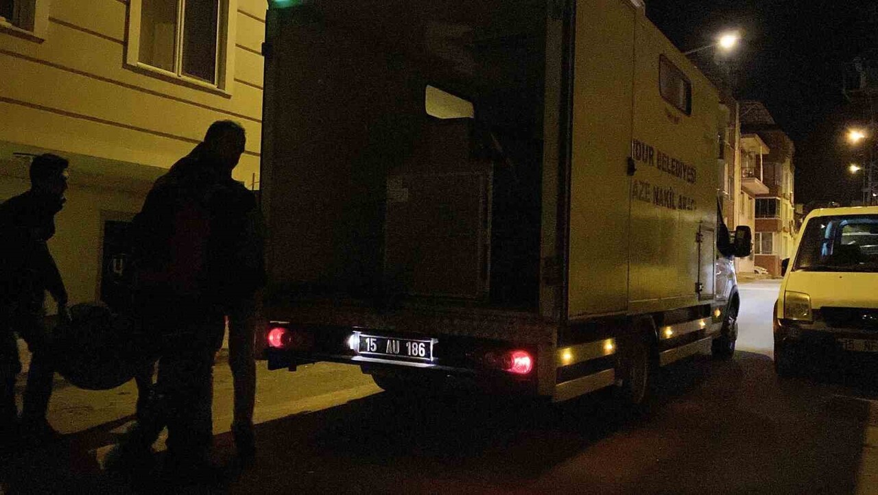 ŞENGÜN'ÜN CENAZESİ BURDUR DEVLET HASTANESİ MORGUNA KALDIRILDI.