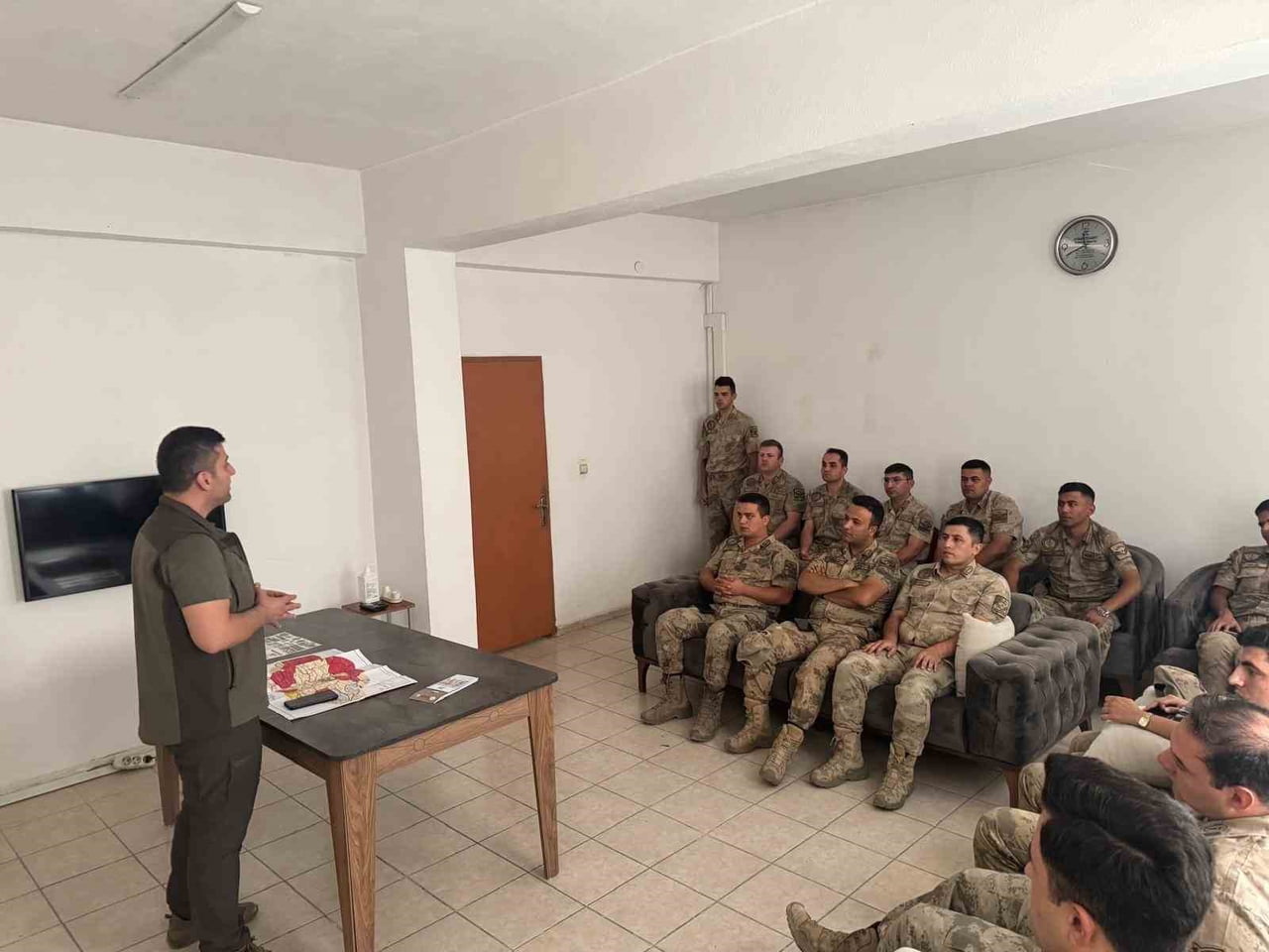 SİİRT DOĞA KORUMA VE MİLLİ PARKLAR MÜDÜRLÜĞÜ İLE SİİRT İL JANDARMA KOMUTANLIĞINA BAĞLI EKİPLER...