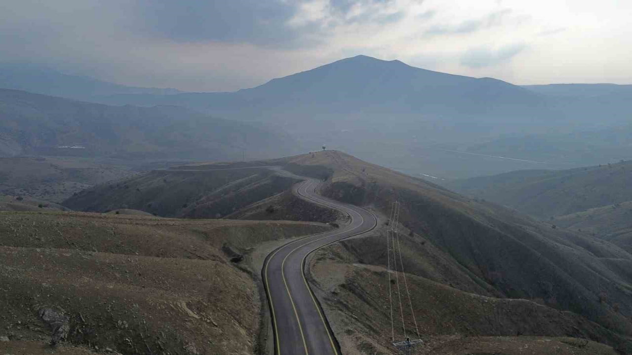 SİİRT’İN ŞİRVAN İLÇESİNDE ULAŞIM ALTYAPISININ GÜÇLENDİRİLMESİNE YÖNELİK ÇALIŞMALAR KAPSAMINDA;...