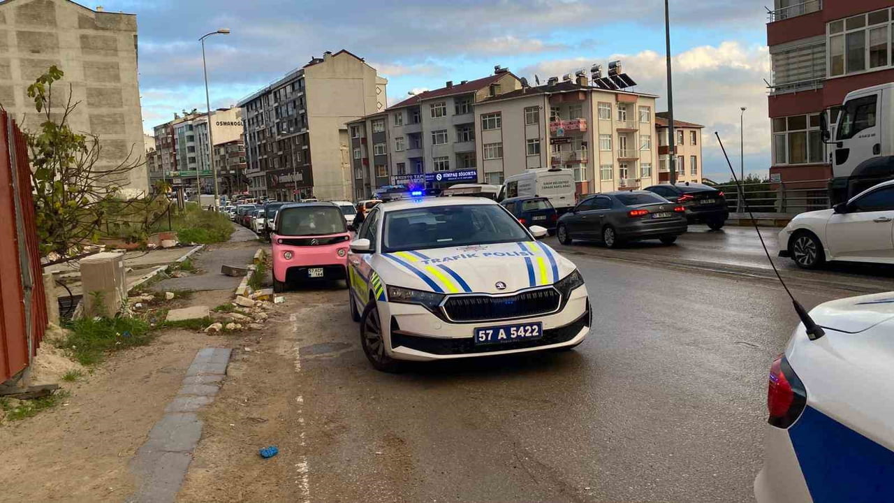 SİNOP’TA MEYDANA GELEN MOTOSİKLET KAZASINDA 1 KİŞİ YARALANDI.