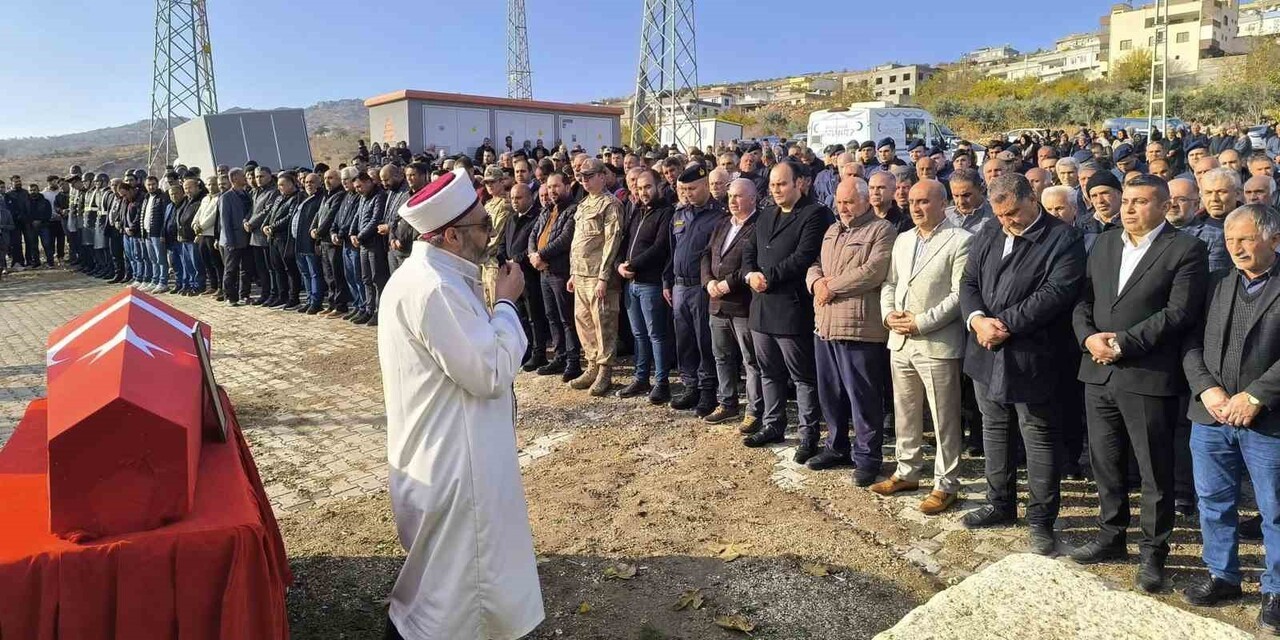 ŞIRNAK İL JANDARMA KOMUTANLIĞI EMRİNDE GÖREVLİYKEN 25 HAZİRAN 1994 YILINDA ULUDERE SİVRİDAĞ...