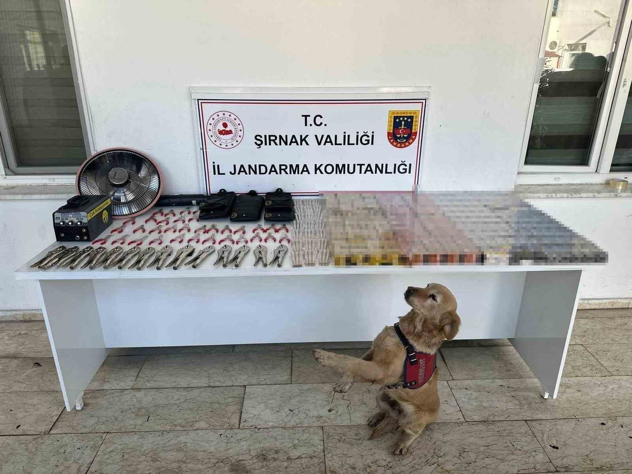 ŞIRNAK İL JANDARMA KOMUTANLIĞI KOM ŞUBE MÜDÜRLÜĞÜ EKİPLERİNCE BİR HAFTADA DÜZENLENEN...