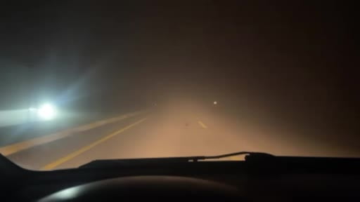 Sivas’ta etkili olan yoğun sis, hava ulaşımında aksamaya neden oldu