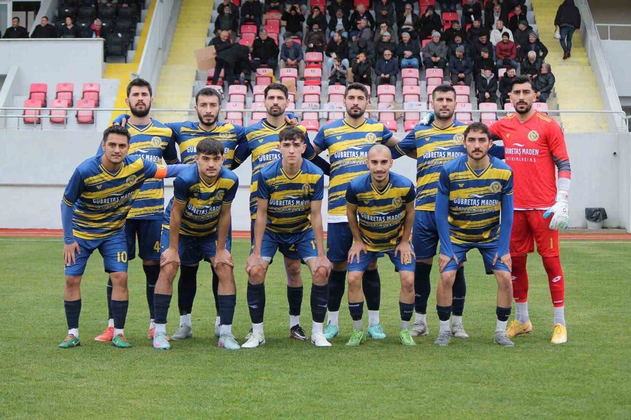 SÖĞÜTSPOR DEPLASMANDAN PUANSIZ DÖNDÜ