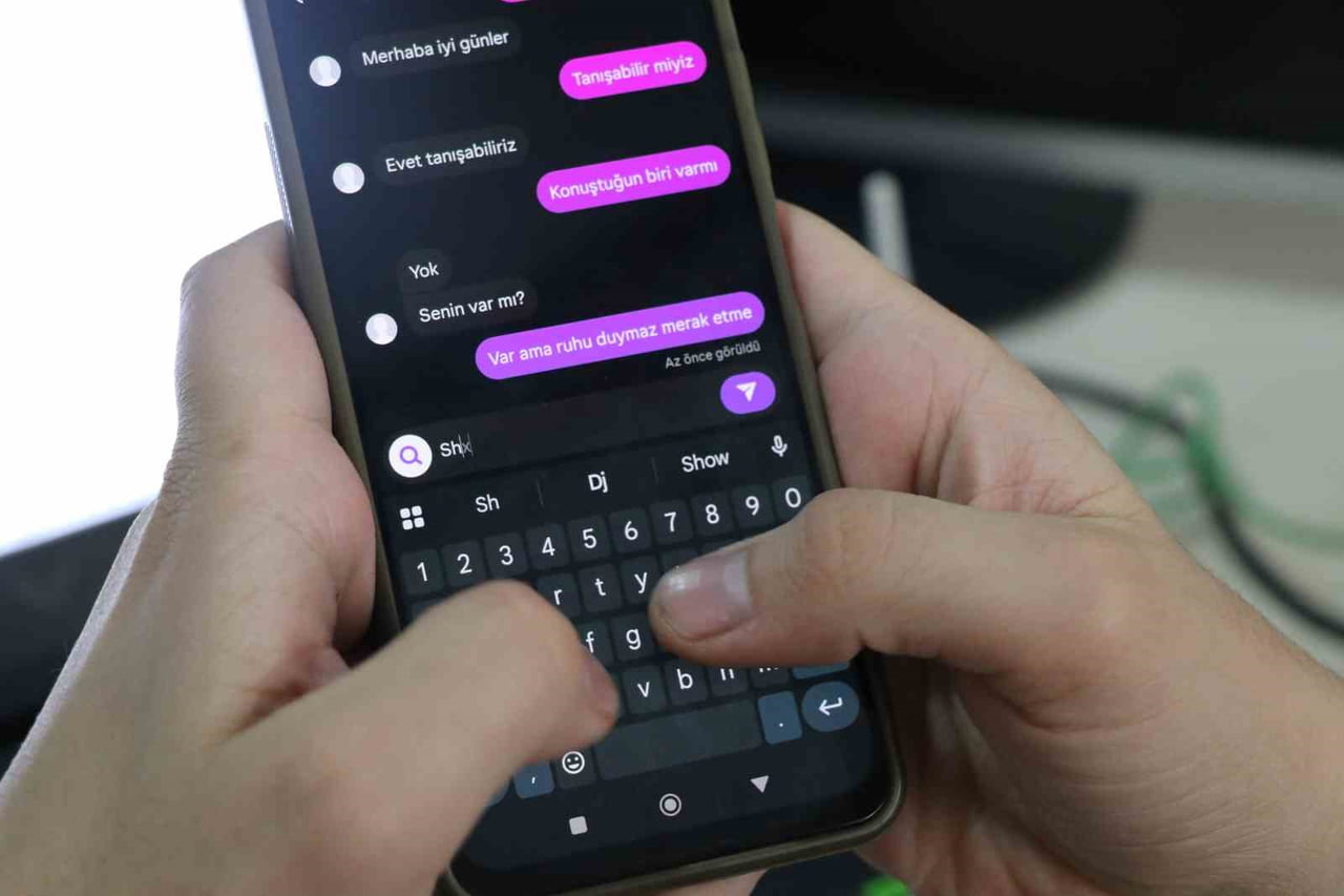 SOSYAL MEDYA ÜZERİNDEN YAZIŞMALAR