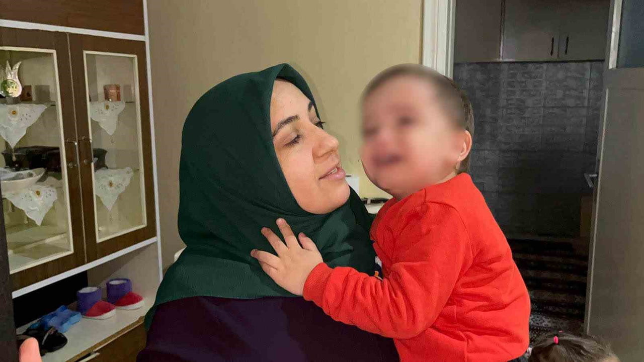 SÜLEYMAN SEKMAN VE ANNESİ AYFER SEKMAN