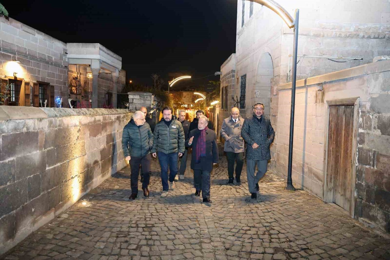 TALAS BELEDİYE BAŞKANI MUSTAFA YALÇIN, TALAS’IN KÜLTÜR VE SANAT ALANINDAKİ ÇALIŞMALARININ MERKEZİ...