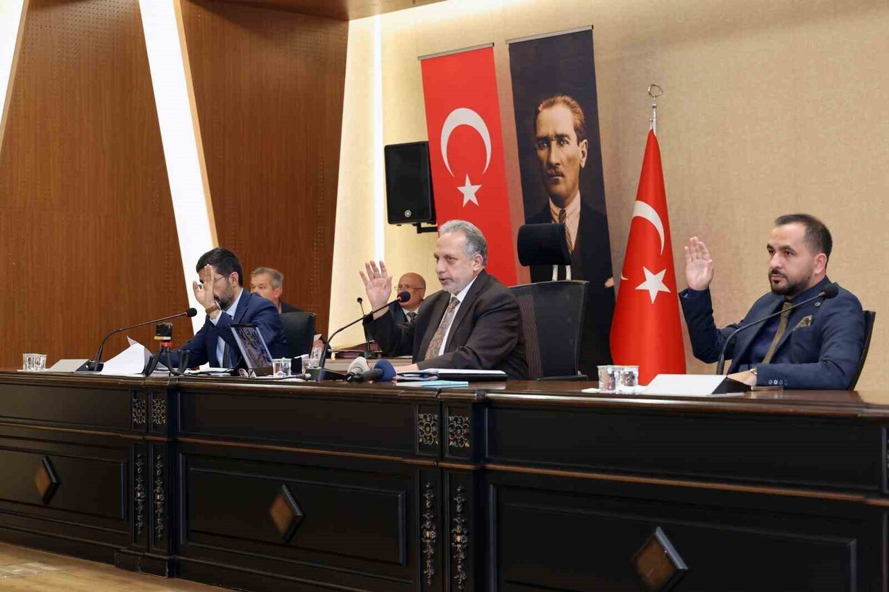 TALAS BELEDİYE MECLİSİ TOPLANARAK 2025 YILI ARALIK AYI SON TOPLANTISINDA GÜNDEMİNDE BULUNAN...