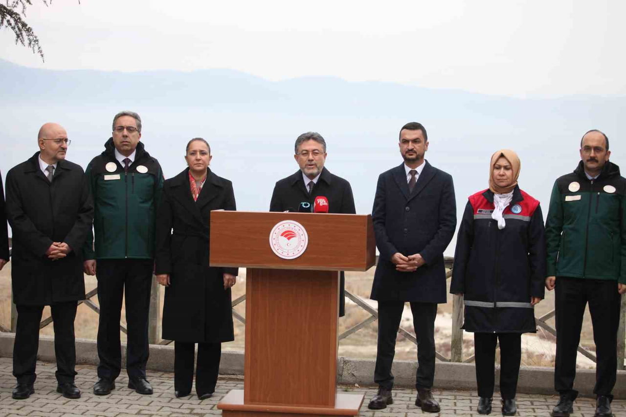 TARIM VE ORMAN BAKANI İBRAHİM YUMAKLI, ÇEŞİTLİ ZİYARET VE TEMASLARDA BULUNMAK ÜZERE BURDUR'A...