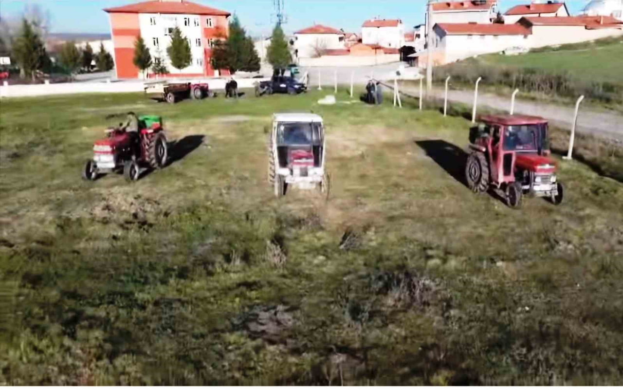 TAVŞANLI’DA MERA ISLAHI ÇALIŞMALARI SÜRÜYOR