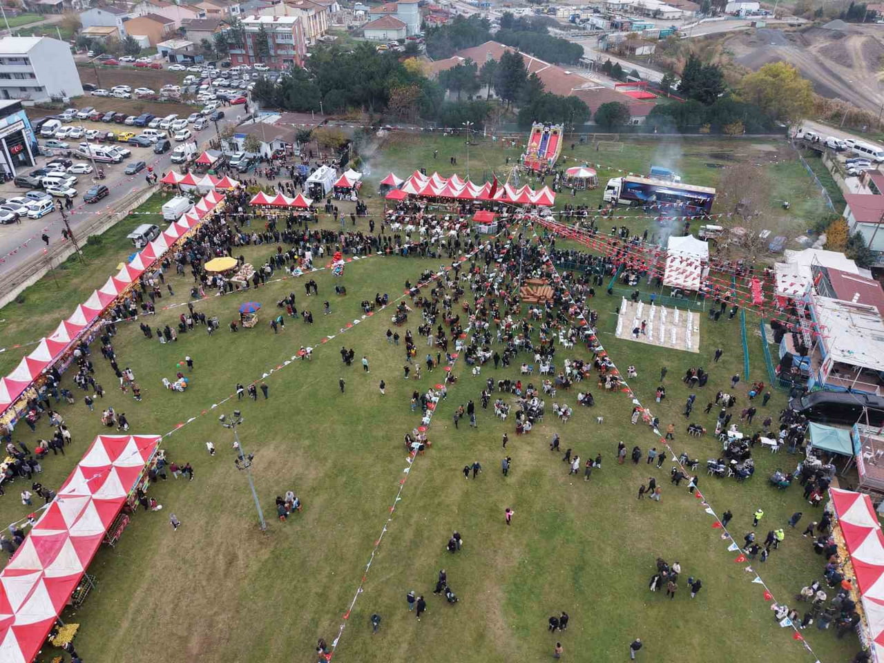 TEKİRDAĞ’DA DÜZENLENEN "2. HAMSİ VE MIHLAMA FESTİVALİ"NDE YAKLAŞIK 3 TON HAMSİ ÜCRETSİZ...