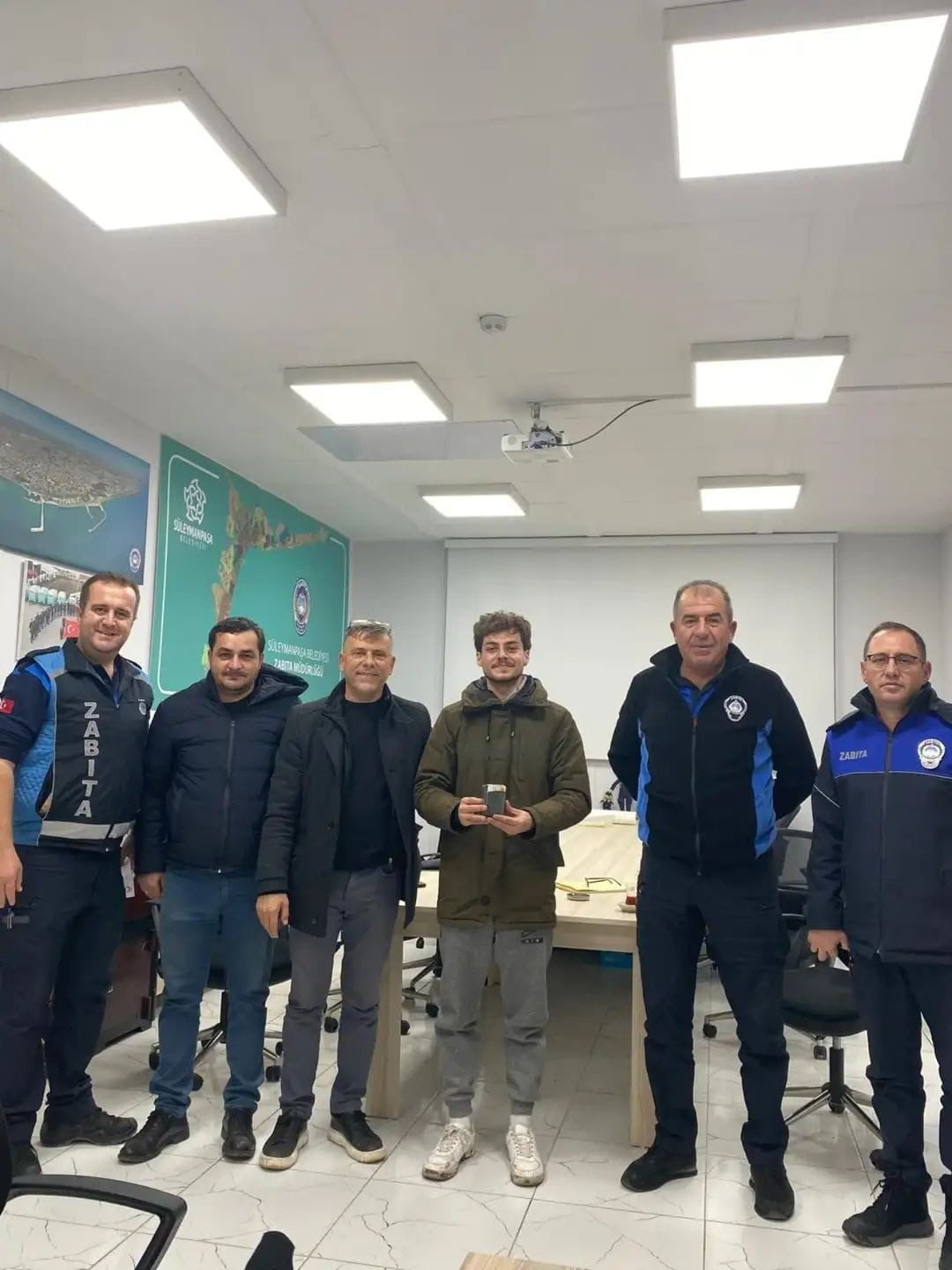 TEKİRDAĞ’IN SÜLEYMANPAŞA İLÇESİ DEĞİRMENALTI MAHALLESİ’NDE BİR VATANDAŞIN CÜZDANI VE BİR MİKTAR...