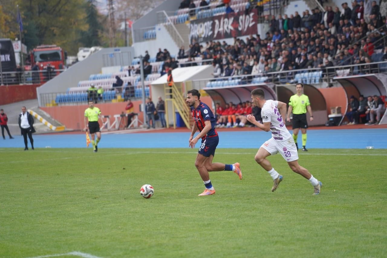 TFF 3. LİG’İN 15. HAFTASINDA ZONGULDAKSPOR, SAHASINDA KARŞILAŞTIĞI 52 ORDUSPOR İLE 1-1 BERABERE...