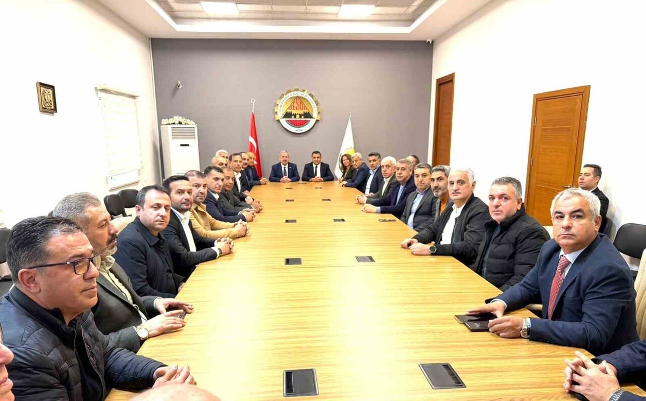 TİCARET BAKAN YARDIMCISI MAHMUT GÜRCAN, DESOB BAŞKANI ALİCAN EBEDİNOĞLU İLE BİR ARAYA...