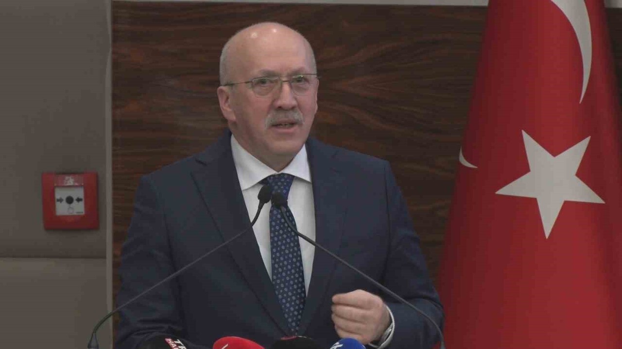 TİCARET BAKANLIĞI, SINIR AŞAN SAHTECİLİK SUÇLARI VE FİKRİ MÜLKİYET HAKLARINA YÖNELİK ARALARINDA...