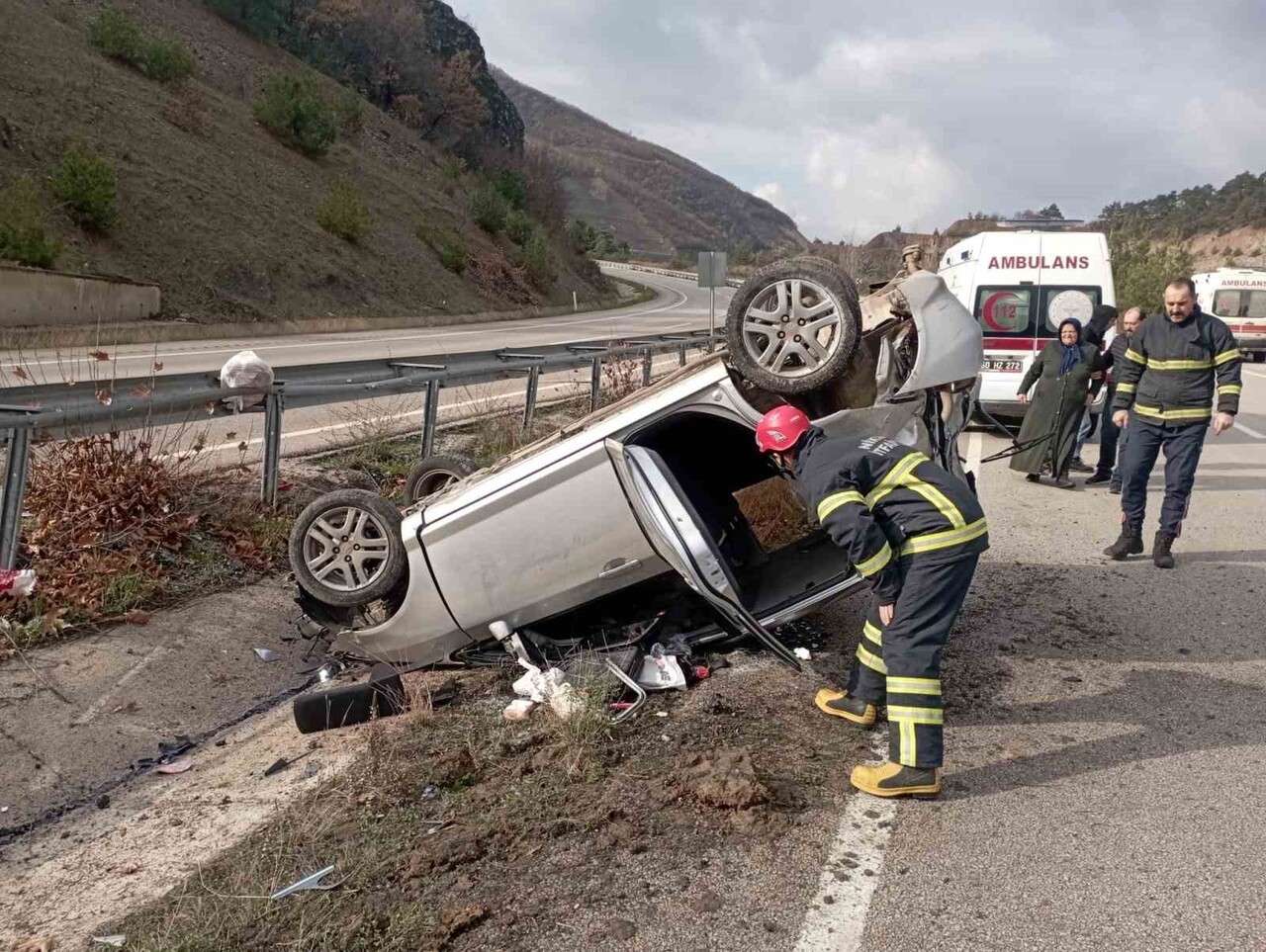 TOKAT’TA MEYDANA GELEN TRAFİK KAZASINDA 5 KİŞİ YARALANDI.