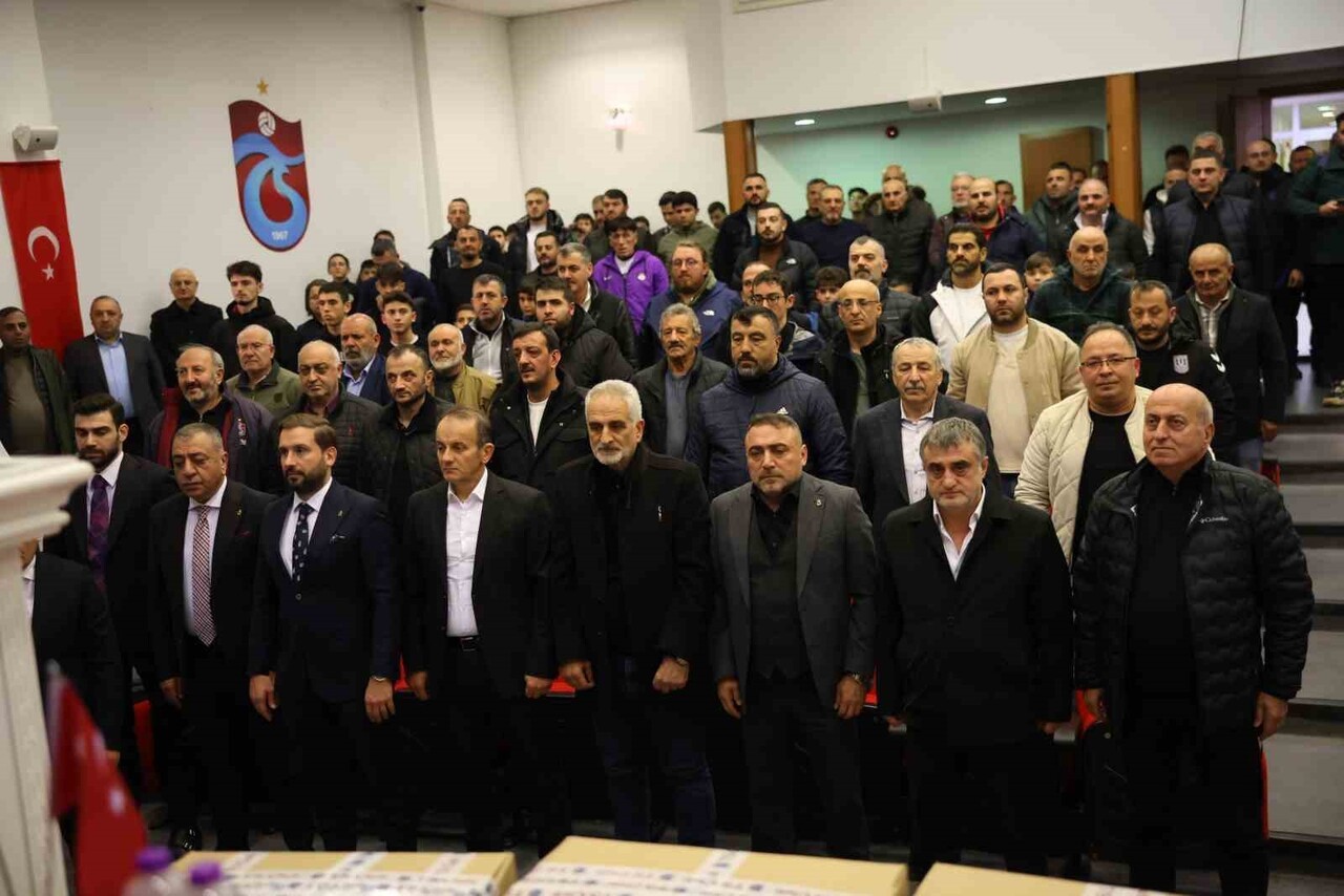 TRABZONSPOR BAŞKANI ERTUĞRUL DOĞAN VE YÖNETİM KURULU ÜYELERİ, KADİR ÖZCAN GENÇLİK GELİŞTİRME...