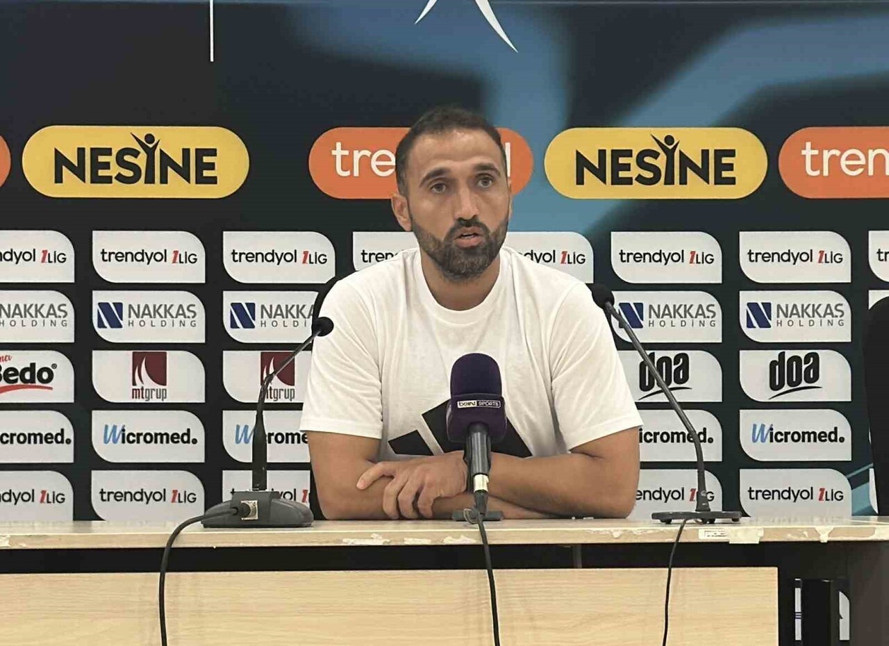 TRENDYOL 1.LİG EKİPLERİNDEN HATAYSPOR TEKNİK DİREKTÖRÜ GÖKHAN ALAŞ, "BENİM ADIMA KABUL EDİLEMEZ...