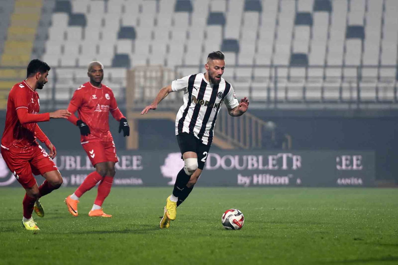 TRENDYOL 1. LİG’İN 18. HAFTASINDA MANİSA FK, EVİNDE ANKARA KEÇİÖRENGÜCÜ İLE 2-2 BERABERE...