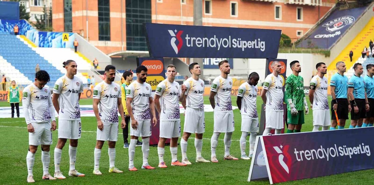 TRENDYOL SÜPER LİG'İN 15. HAFTASINDA EYÜPSPOR, RECEP TAYYİP ERDOĞAN STADYUMU'NDA KAYSERİSPOR'U...