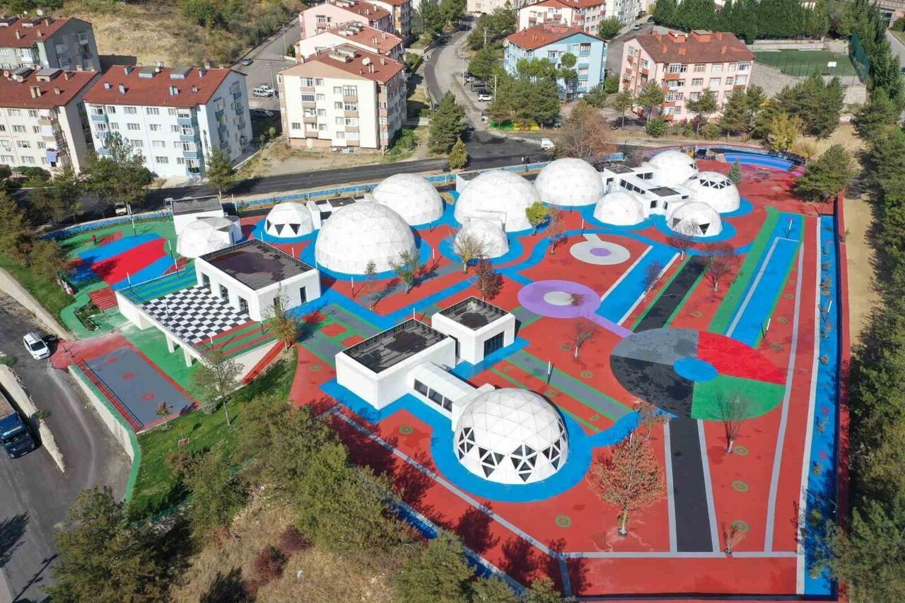 TÜBİTAK BİLİM MERKEZLERİ KIŞ AKADEMİSİ, 2026 OCAK AYINDA KARABÜK’TE DÜZENLENECEK PROGRAMLA...