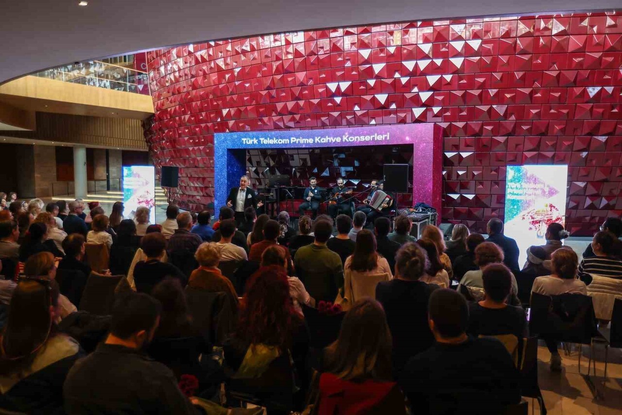 TÜRK TELEKOM’UN MARKASI TÜRK TELEKOM PRİME, ATATÜRK KÜLTÜR MERKEZİ’NDE (AKM) CUMARTESİ...