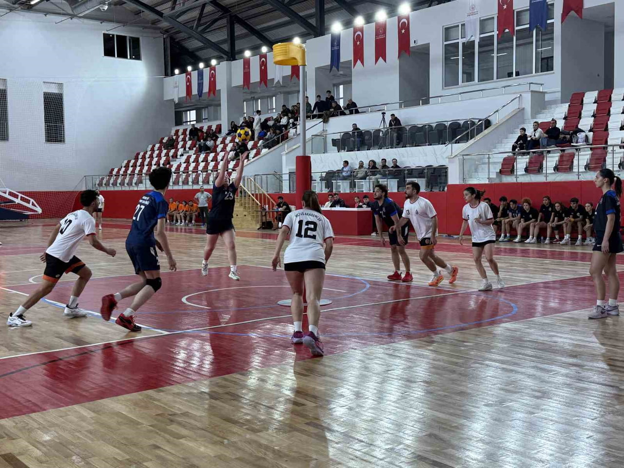 TÜRKİYE KORFBOL SÜPER LİGİ MÜSABAKALARI KÜTAHYA’DA BAŞLADI