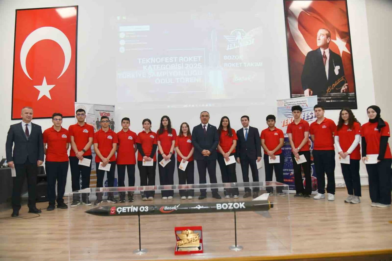 TÜRKİYE’NİN EN BÜYÜK TEKNOLOJİ ORGANİZASYONU OLAN TEKNOFEST 2025 ÇERÇEVESİNDE ELDE EDİLEN BAŞARI...