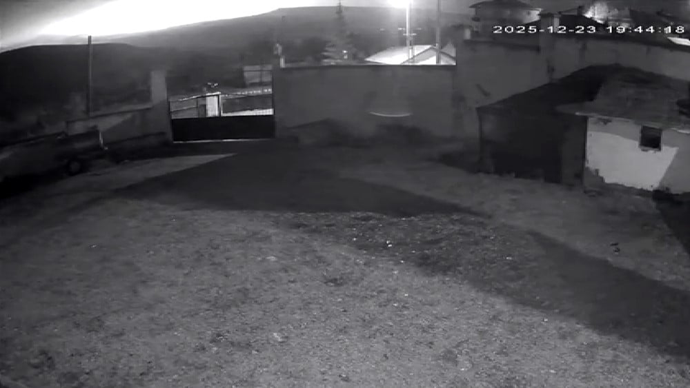 UÇAĞIN DÜŞÜŞÜYLE ORTALIK BİR ANDA AYDINLANDI