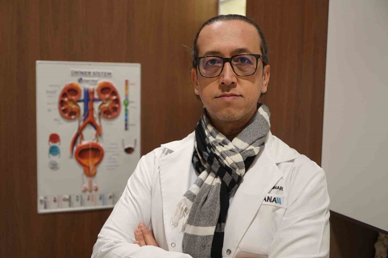 ÜROLOJİ UZMANI DOÇ. DR. ÖNDER ÇINAR, İYİ HUYLU PROSTAT BÜYÜMESİNİN TEDAVİSİNDE ALTIN STANDART...