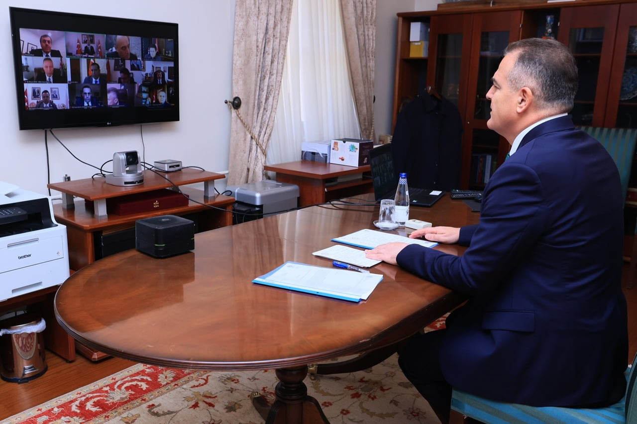 VALİ AKBIYIK BAŞKANLIĞINDA YENİ YIL TEDBİRLERİ TOPLANTISI YAPILDI