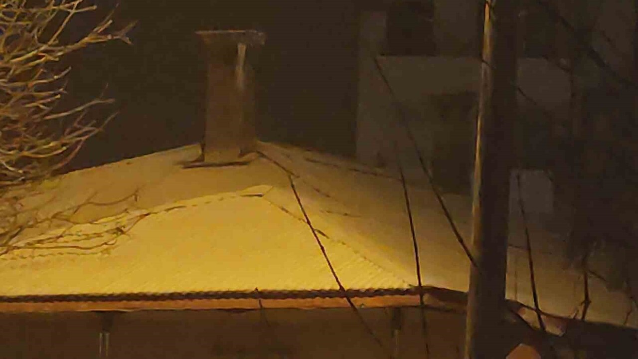 VAN’IN ERCİŞ İLÇESİNDE KAR YAĞIŞI ETKİLİ OLDU.