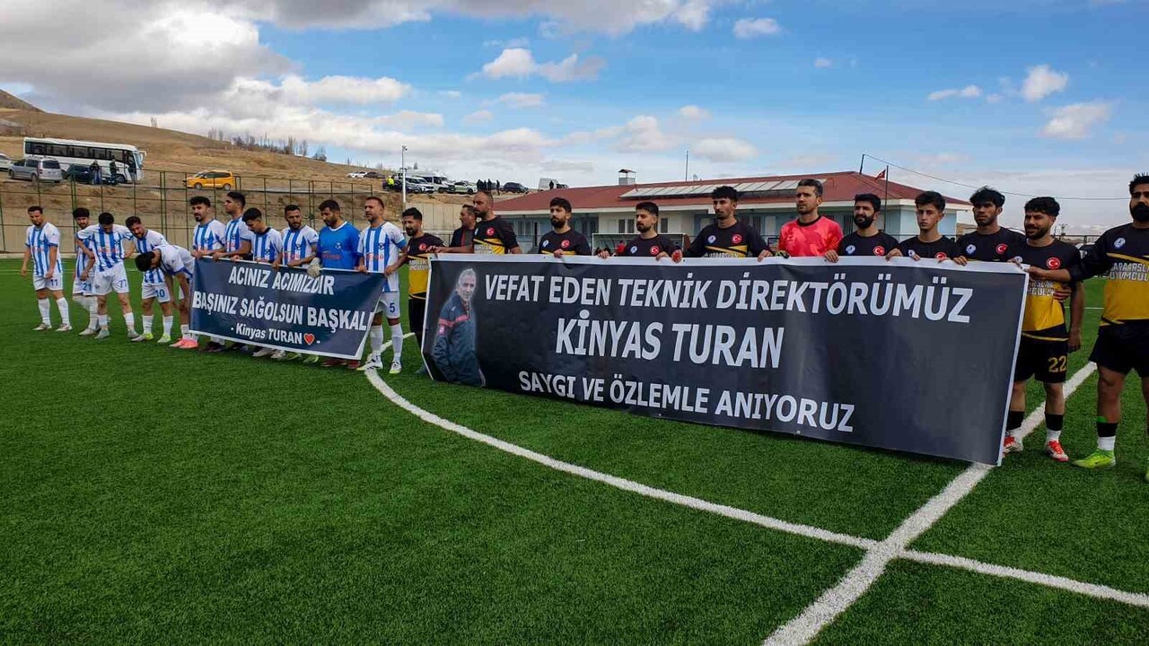 VAN KİNYAS TURAN AMATÖR LİGDE MÜCADELE EDEN BAŞKALESPOR KENDİ EVİNDE GEVAŞSPOR İLE 1-1 BERABERE...