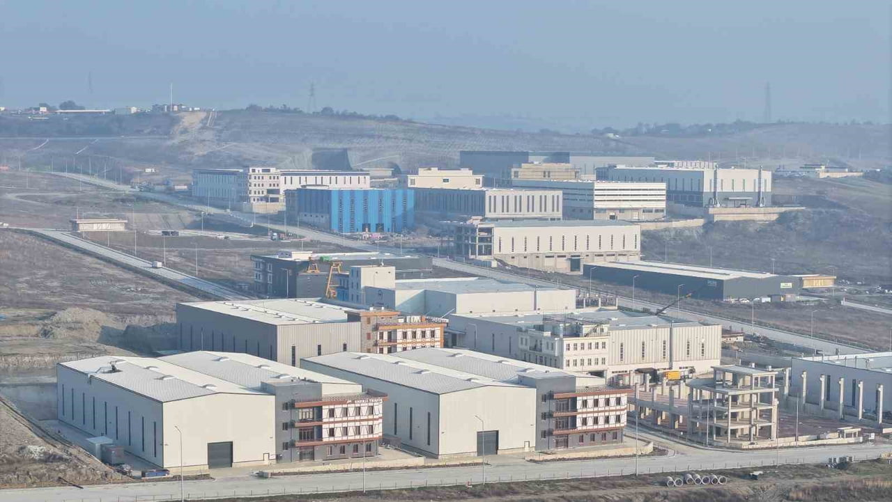 YALOVA MAKİNE İHTİSAS ORGANİZE SANAYİ BÖLGESİ'NDE, TÜRKİYE’NİN YENİ NESİL SANAYİ POLİTİKALARI...